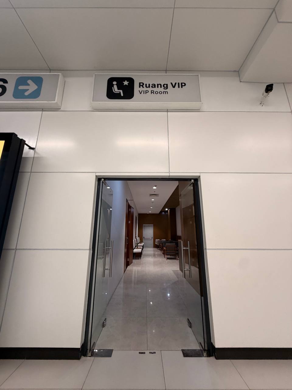 VIP Room entrance sign at Halim Station — Ruang VIP for Whoosh first class passengers